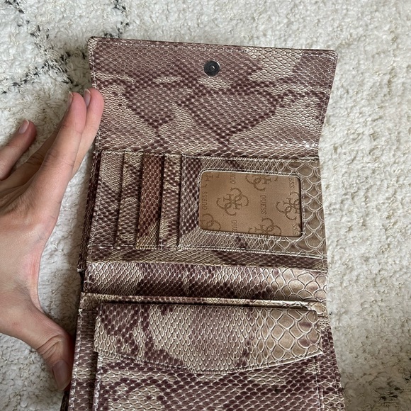 GUESS Snakeskin Wallet - Picture 5 of 9